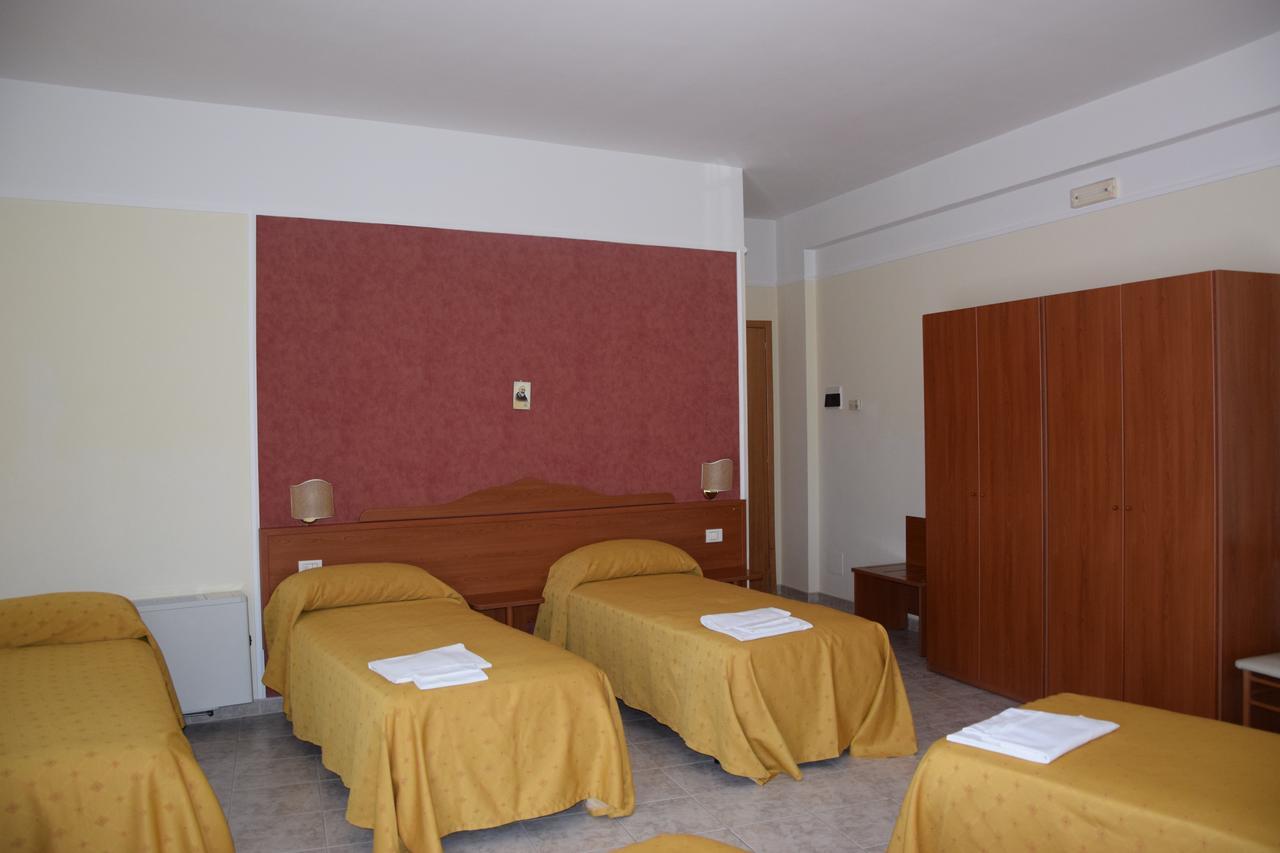Hotel Dei Cappuccini San Giovanni Rotondo Exterior photo